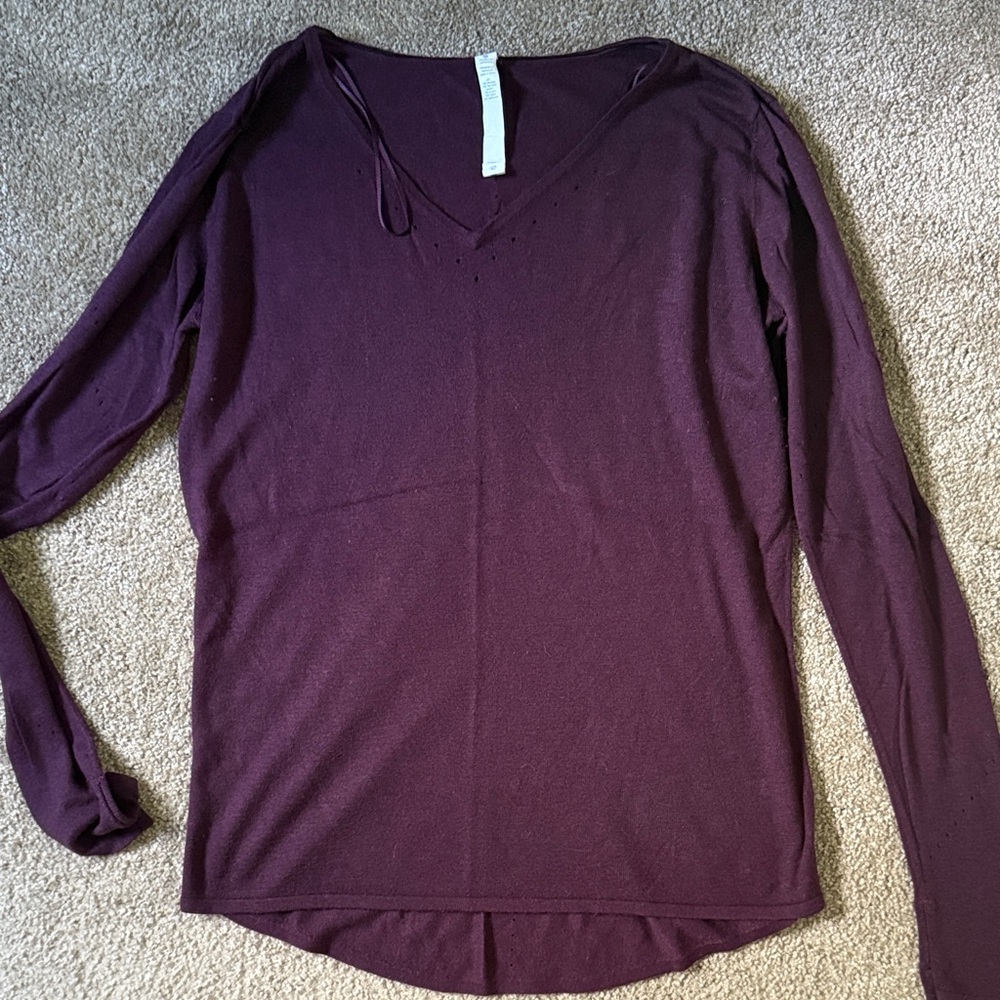 Lululemon Vneck Sweater